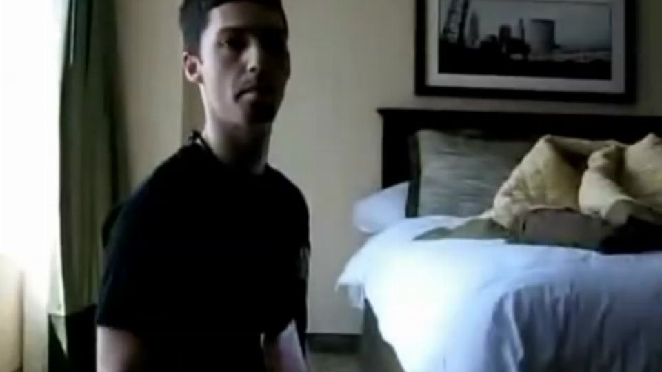 Heiße Blowjob-Action im Hotelzimmer