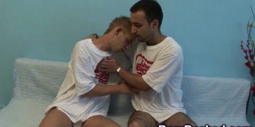 Heiße Outdoor-Abenteuer zwischen zwei Männern