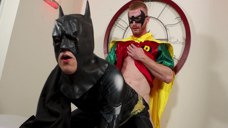 Masken-Rollenspiel mit unendlicher Lust und extremen Orgasmus